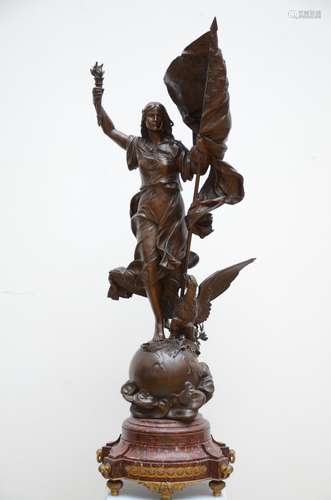 Exceptional, large statue in bronze on a red marble base 'Lady Liberty' with inscription 