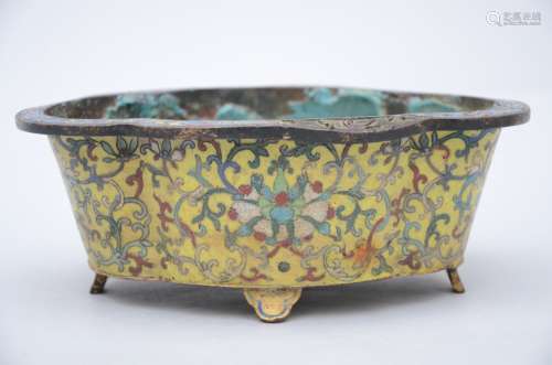 Chinese planter in cloisonné (7x20x14.5 cm) (*)