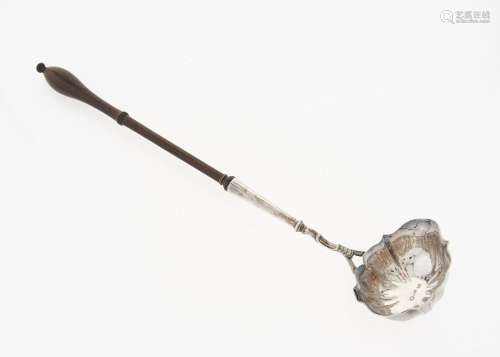 A GEORGE II SILVER PUNCH LADLE WITH FINELY TURNED MAHOGANY HANDLE, THE UNDERSIDE OF THE BOWL