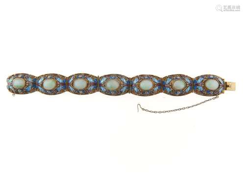 A CHINESE JADE AND SILVER GILT FILIGREE AND SHADED ENAMEL BRACELET, FIRST HALF 20TH C, OF SEVEN