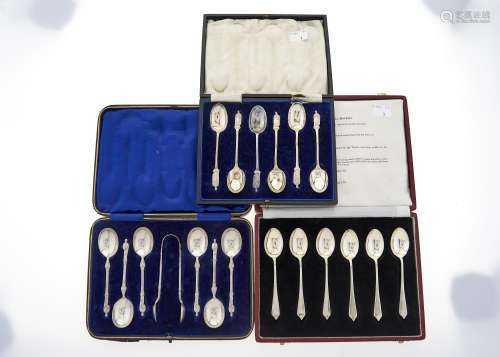 A SET OF SIX EDWARDIAN SILVER COFFEE SPOONS AND PAIR OF SUGAR BOWS, APOSTLE PATTERN, BY HARRISON