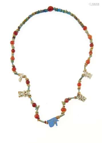 A NECKLACE OF EGYPTIAN FAIENCE AND CORNELIAN BEADS, POSSIBLY ANCIENT IN PART, APPROX 38CM L