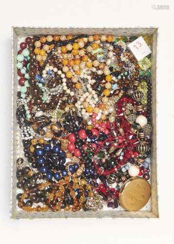 MISCELLANEOUS AND MODERN COSTUME JEWELLERY, MAINLY BEADS AND A STRATTON COMPACT Condition