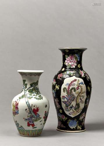 A CHINESE BLACK GROUND FAMILLE ROSE VASE AND ANOTHER, MODERN, 26 AND 36CM H, QIANLONG OR TONGZHI