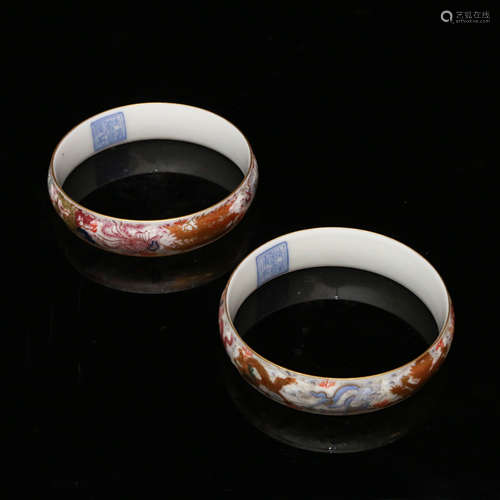 A Pair of Dragon&Phoenix Pattern Porcelain Bracelets