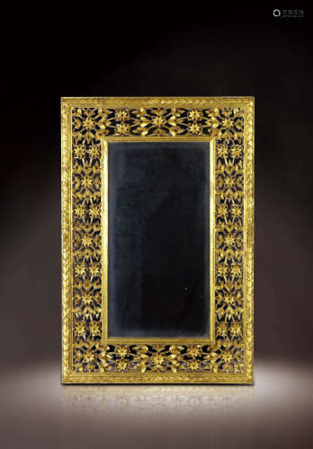 十九世紀  鏤雕繁花金漆掛鏡