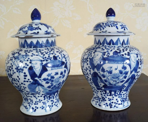 PAIR OF CHINESE QING BLUE AND WHITE JARS