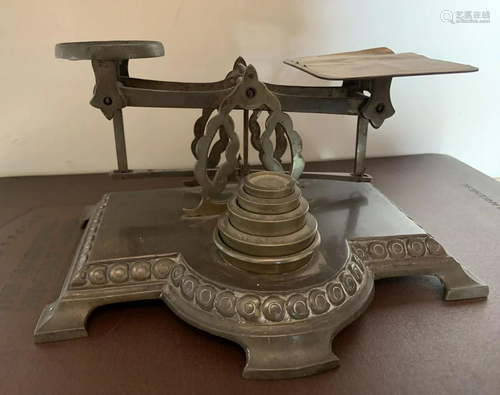 19TH-CENTURY BRASS POSTAL SCALES