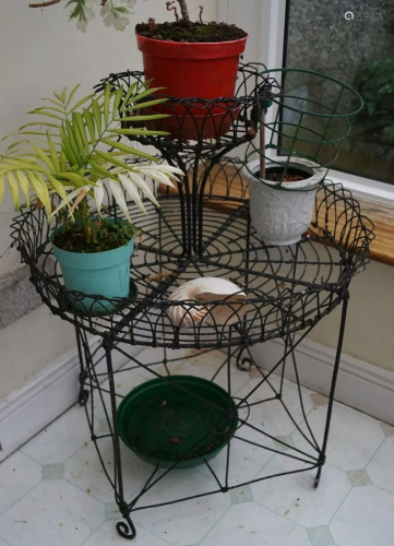 EARLY 20TH-CENTURY WIREWORK PLANT STAND