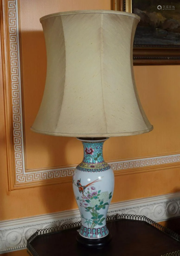 20TH-CENTURY CHINESE VASE STEMMED TABLE LAMP