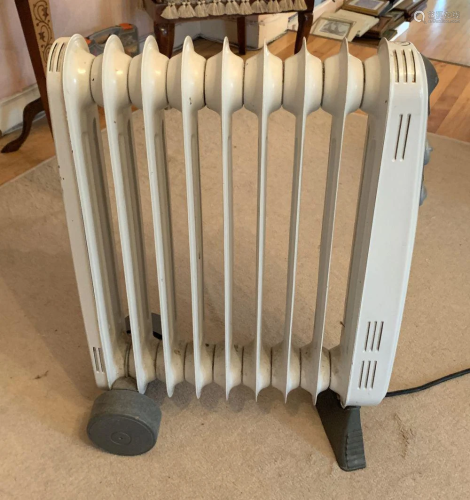3 ELECTRIC OIL HEATERS