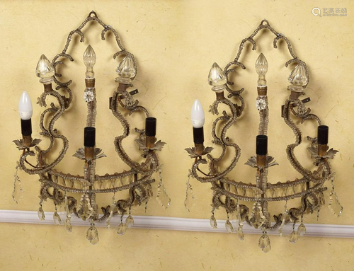 PAIR OF VENETIAN GLASS SCONCES