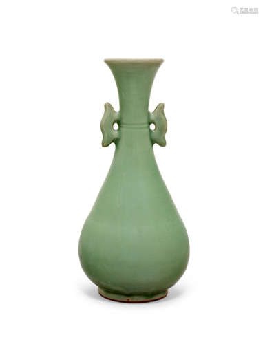 A Longquan celadon two-handled slender pear-shaped vase, Yuhuchunping Song/Yuan Dynasty