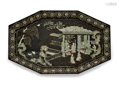 A Magnificent mother-of-pearl-inlaid black lacquer (bao Luodian) octagonal oblong tray Ming Dynasty, 15th-16th Century