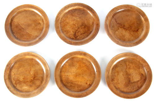 A SET OF SIX 19TH CENTURY TREEN WARE FRUITWOOD PLATES