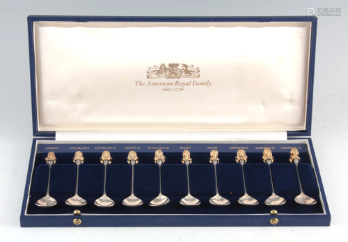 AN ELIZABETH II CASED SET OF TWELVE ROYAL SPOONS with