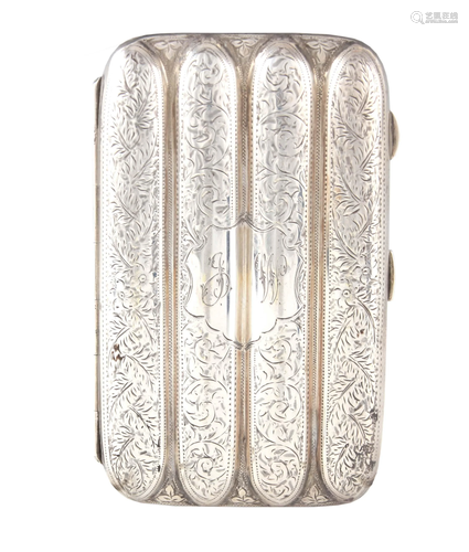 A GEORGE V SILVER ENGRAVED CIGAR CASE with floral