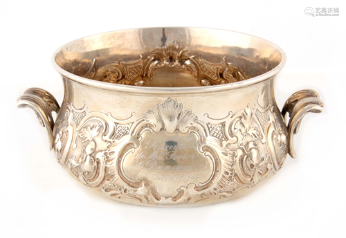 A 19TH CENTURY SILVER BOWL BY EDWARD KER REID, LONDON