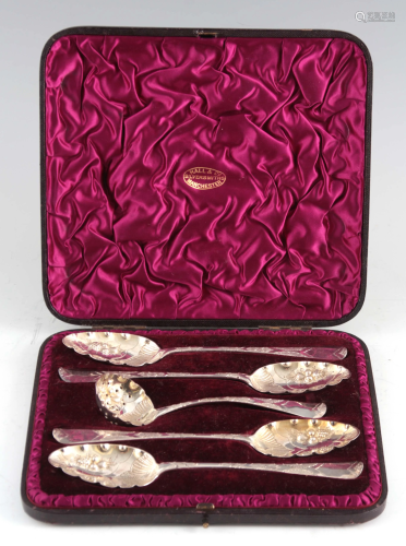A LATE 18TH CENTURY CASED SET OF FRUIT SERVING SPOONS