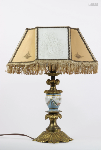 Lithophane lamp with porcelain and gilt bronze base