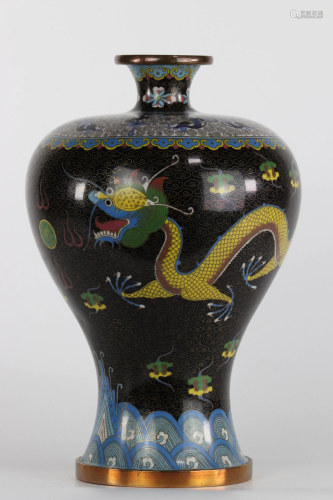Cloisonne vase decorated with Chinese dragons around