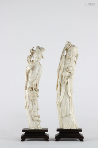 Pair of Chinese statuettes