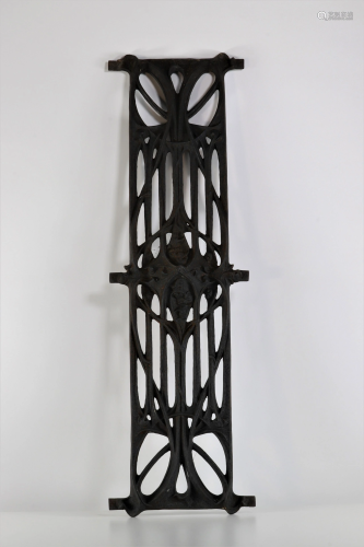 Hector GUIMARD Cast iron grille stylized floral linear