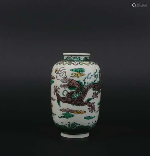 A DouCai 'dragon' vase