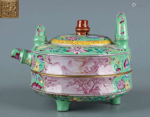 QIANLONG MARK ENAMELED GLAZE ZISHA POT