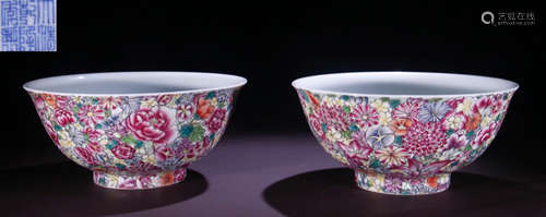 PAIR OF FAMILLE ROSE GLAZE FLORAL PATTERN VASES