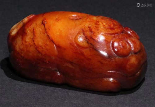 HETIAN JADE BEAST SHAPE PENDANT