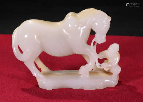 HETIAN JADE FIGURE HORSE SHAPE PENDANT