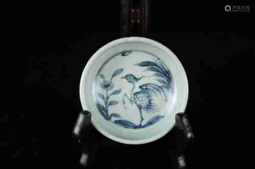 A CHINESE BLUE AND WHITE BRUSH WASHER PAINTED WITH CRANE PATTERN, MING DYNASTY