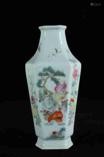 A CHINESE FAMILLE ROSE HEXAGONAL VASE PAINTED WITH THE EIGHT IMMORTALS, JIAQING PERIOD