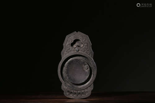 CARVED 'GUQIN' MUSICAL INSTRUMENT SHAPED INK STONE