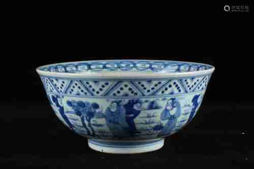 A CHINESE BLUE AND WHITE PORCELAIN BOWL, QING DYNASTY