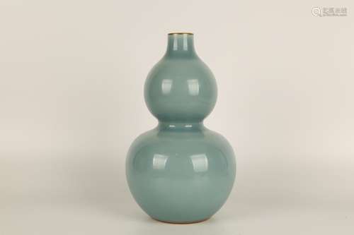 GREEN GLAZING GILT GOURD VASE