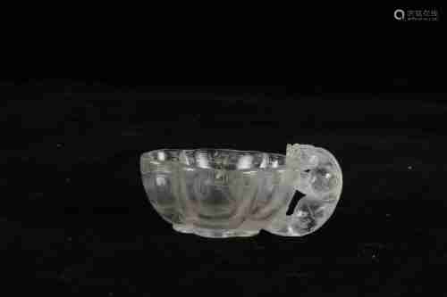 A CHINESE CRYSTAL BRUSH WASHER WITH DRAGON-EAR, QING DYNASTY