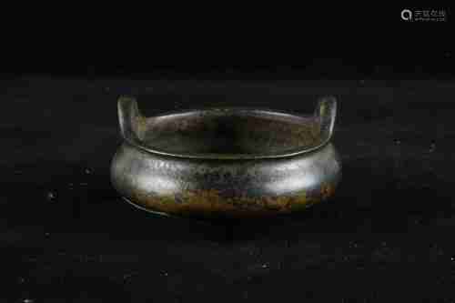 A CHINESE BRONZE CENSER WITH DOUBLE EARS, MING DYNASTY