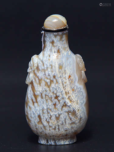 AGATE SNUFF BOTTLE