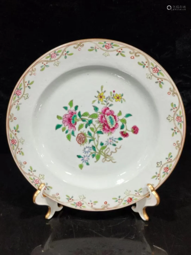 A Famille Rose Floral Export Dish, QIng Dynasty