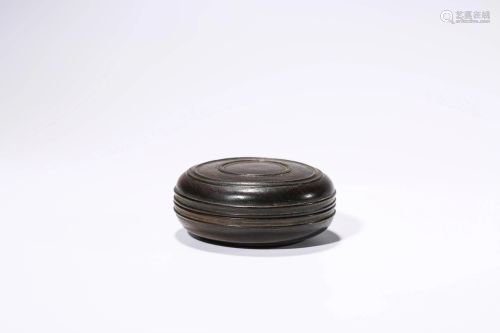 A Rosewood Circular Cover Box with Lid, Qing Dynasty