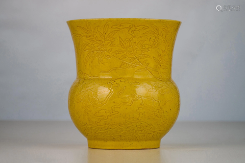 A Yellow Glazed Incised Zhadou Vase