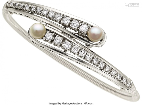 11126: Cultured Pearl, Diamond, Gold, Steel Bracelet T