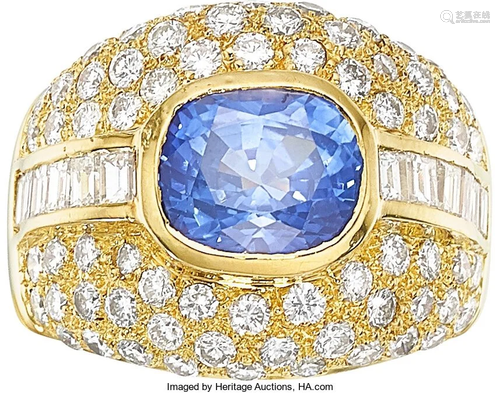 11068: Ceylon Sapphire, Diamond, Gold Ring The ring fe