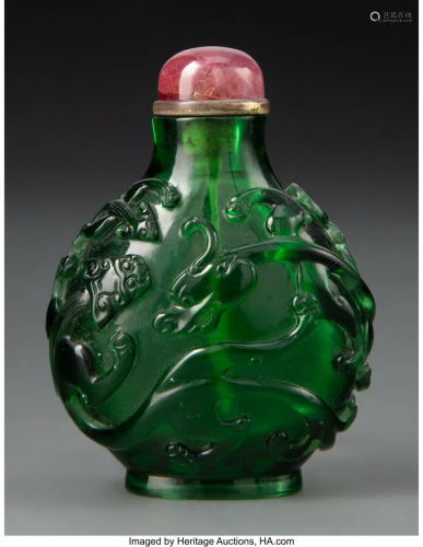 78009: A Chinese Green Peking Glass Snuff Bottle 2-5/8