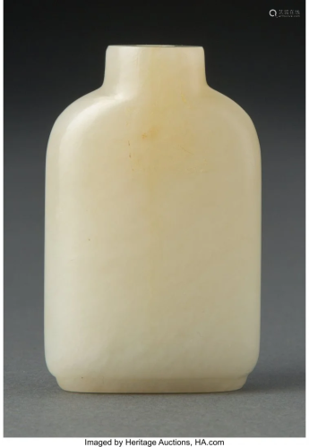 78017: A Chinese Yellow Jade Snuff Bottle, 19th century