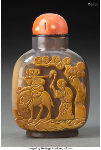 78003: A Chinese Carved Agate Snuff Bottle, 19th centur