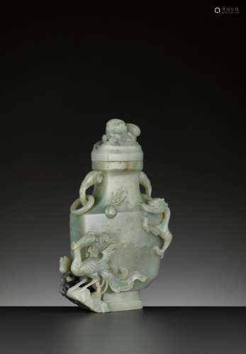 A CELADON AND GREY JADE BALUSTER VASE AND COVER, QING DYNASTY