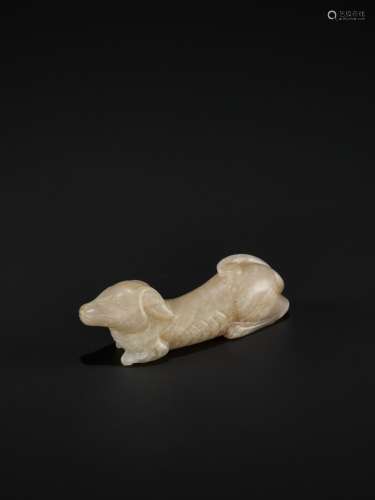 A PALE GRAY JADE FIGURE OF A RECUMBENT HOUND, TANG TO SONG DYNASTY